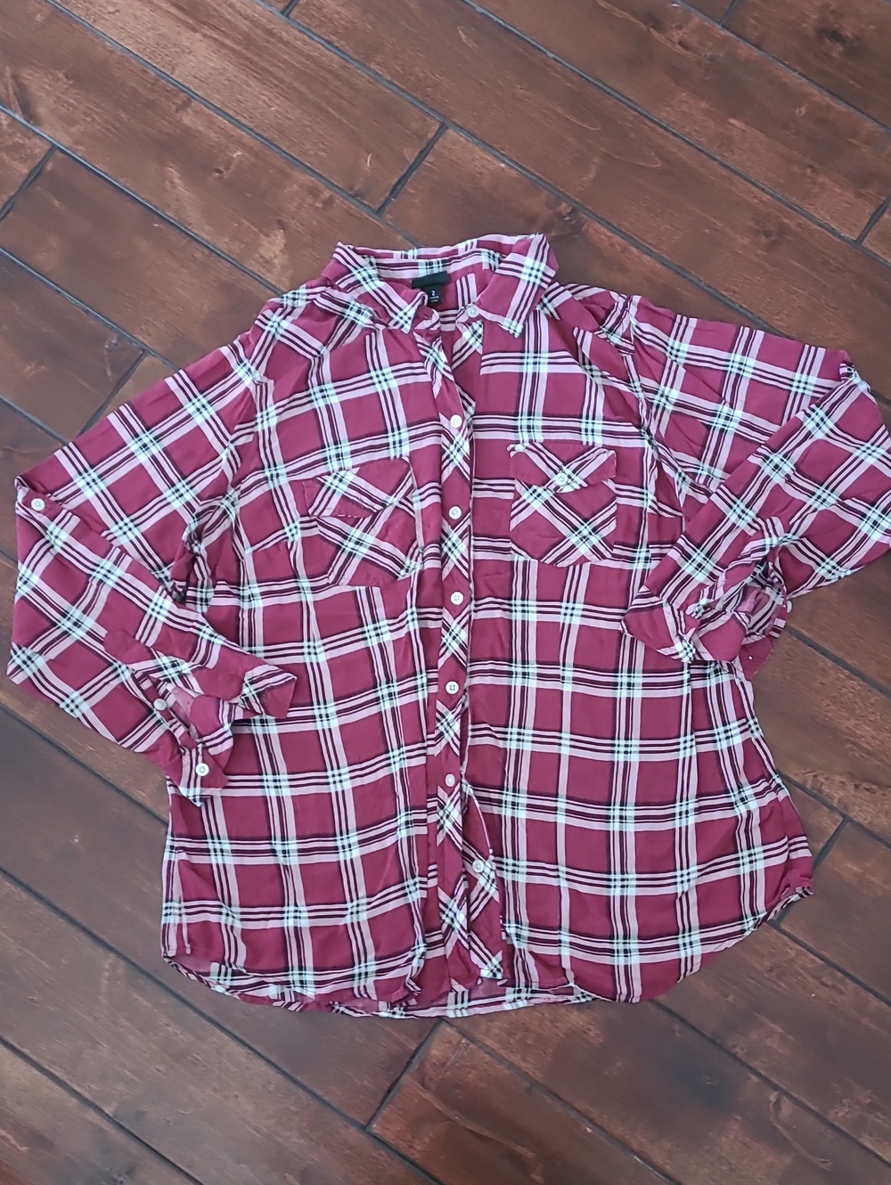 Torrid Plaid Button-Up Shirt in Burgundy and White Size 2 (2x) - Picture 2 of 8